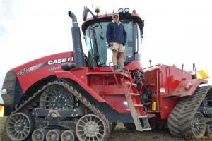 凯斯Steiger® Quadtrac450拖拉机在这项纪录中也功不可没，该拖拉机用于牵引播种机进行小麦播种。