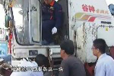 山东跨区作业农机加速返乡 助力三夏生产