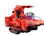 废铁4YZP-2型履带式玉米收获机.jpg