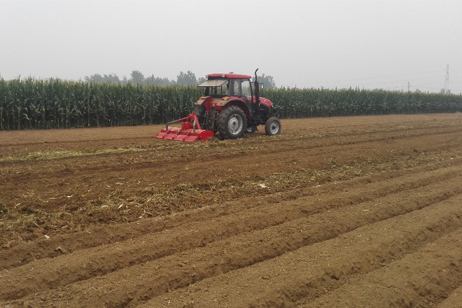 黑龙江省2017年玉米秸秆机械化还田作业每亩补助40元